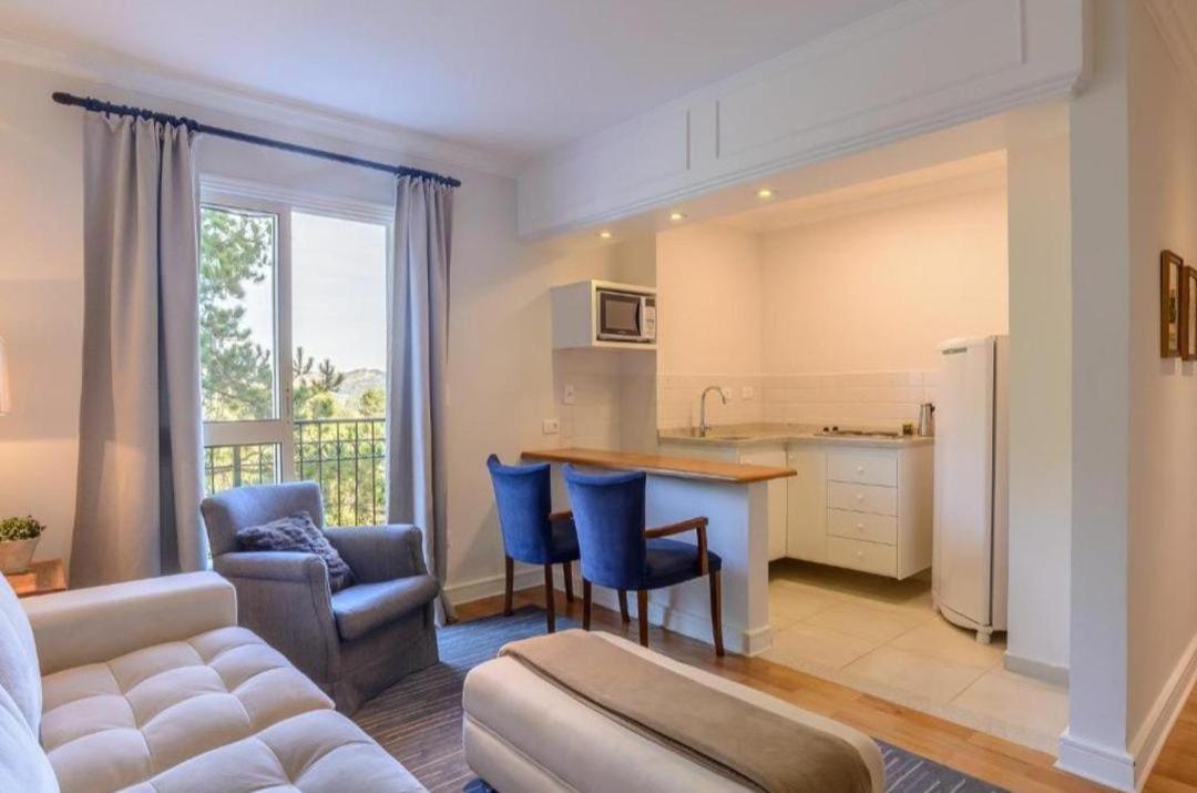 Flat Em Campos Do Jordao, La Bas Aparthotel *